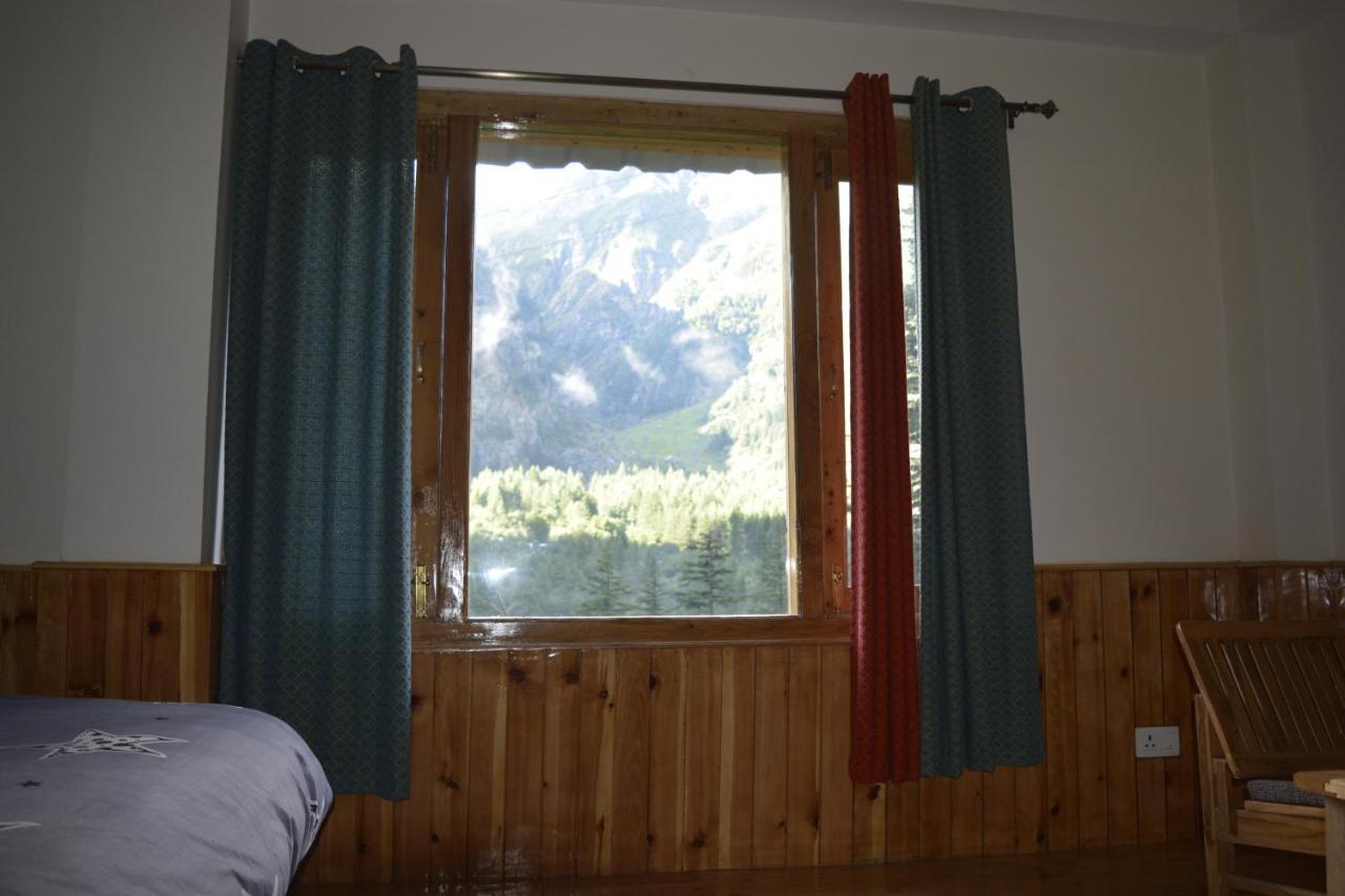 Toshim Homestay Sāngla Екстериор снимка